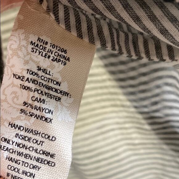 Soft Surroundings M Cotton embroidered tunic top - Picture 4 of 5